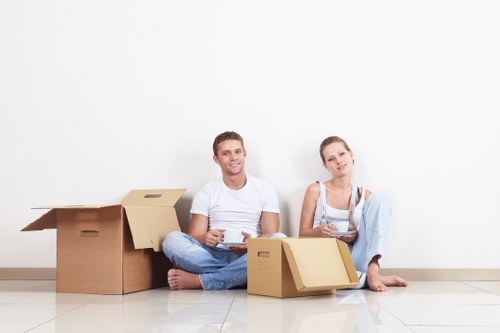 Efficient loading of belongings onto a moving van